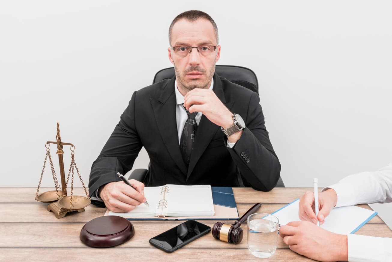 Why Personal Injury Lawyers Are Essential After an Accident